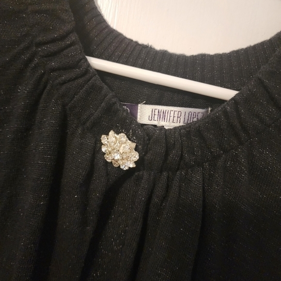 Timeless Sparkle Jennifer Lopez Shrug wuth Button accent. Like New. XL.‎ - Picture 8 of 9
